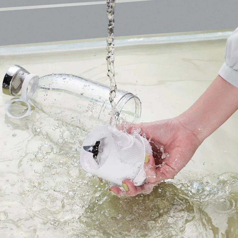 Rechargeable Electric Bottle Juicer/ Mixer Blender